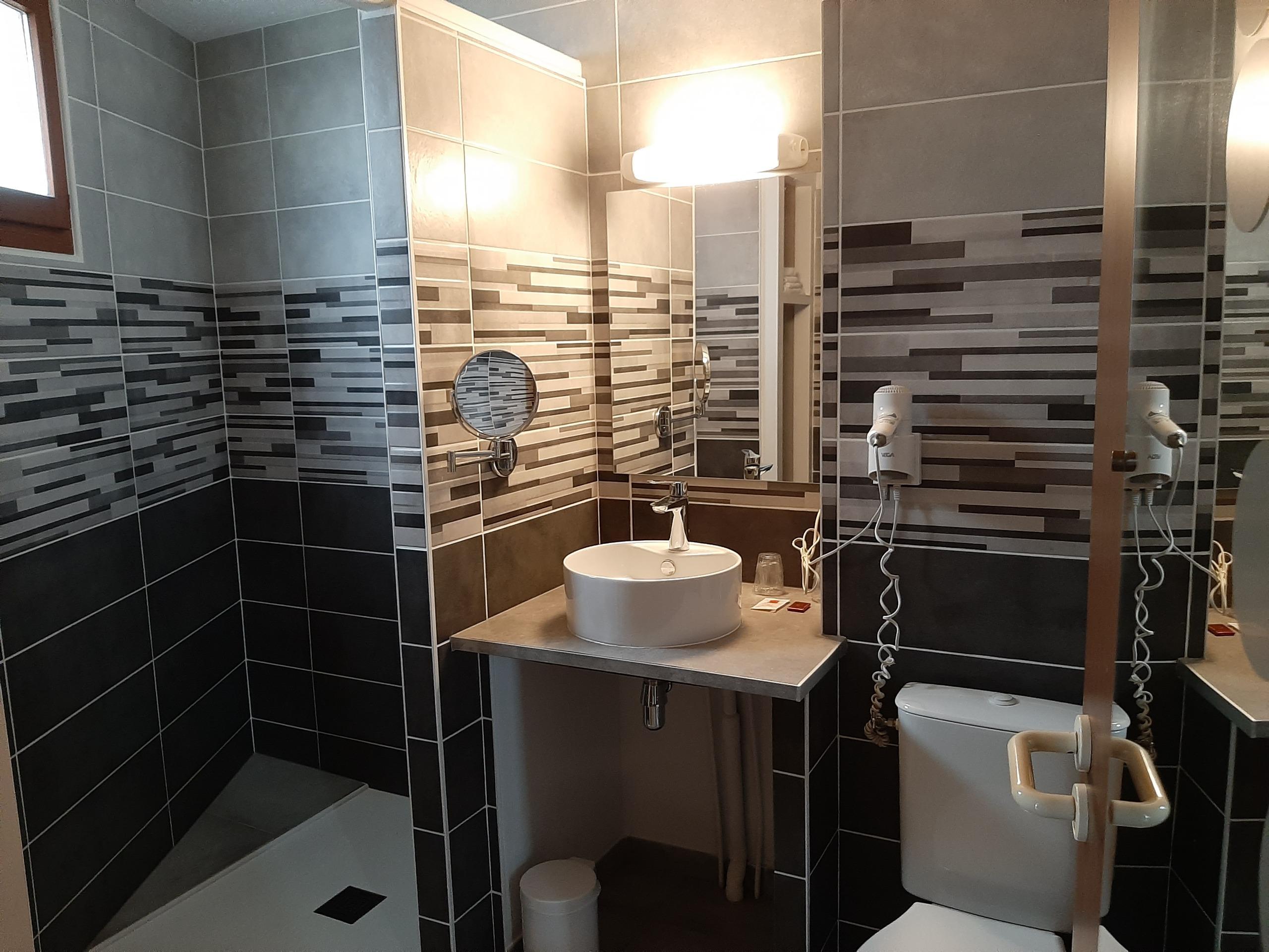 Sure Hotel By Best Western Saintes Ngoại thất bức ảnh