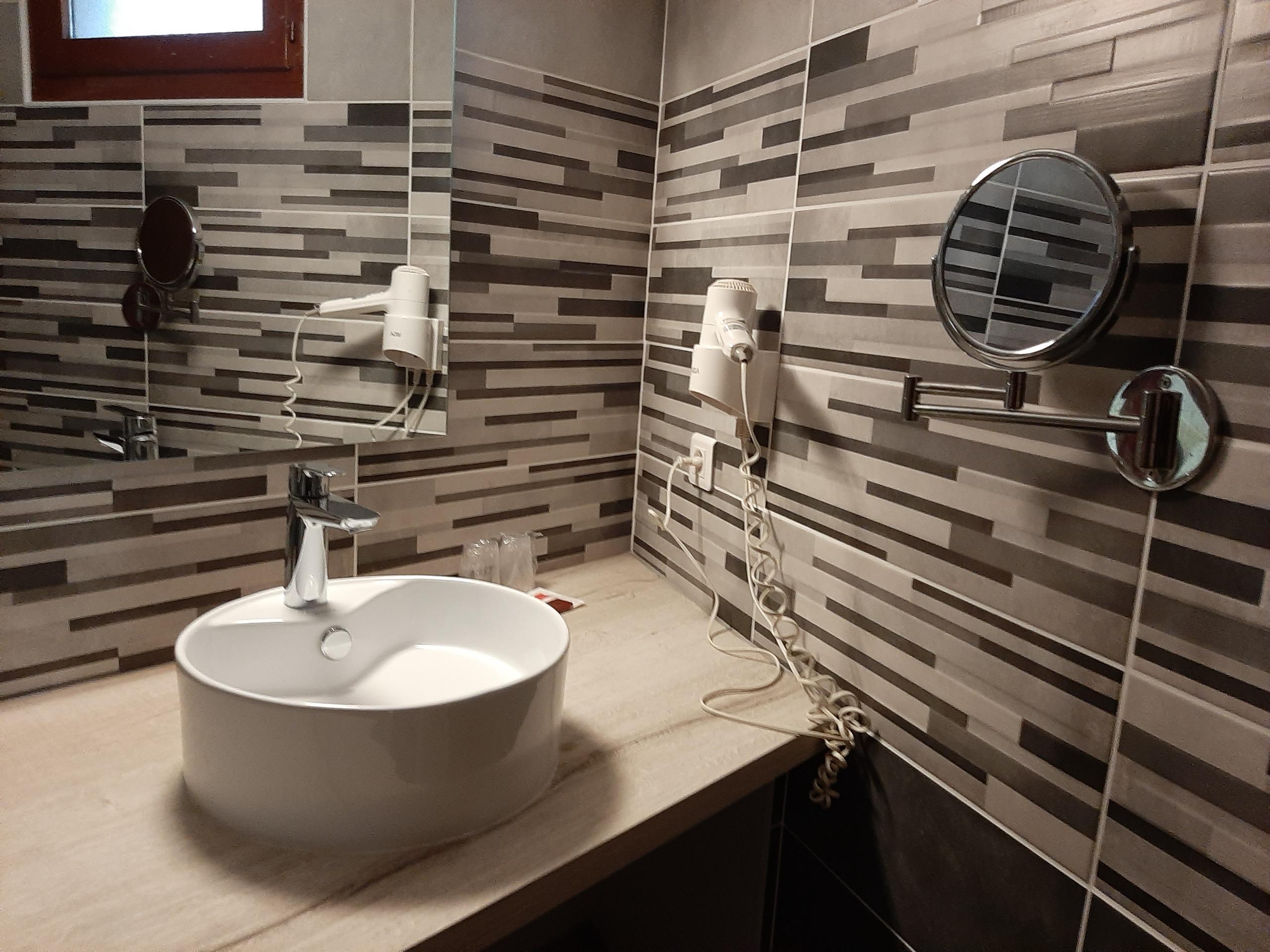 Sure Hotel By Best Western Saintes Ngoại thất bức ảnh