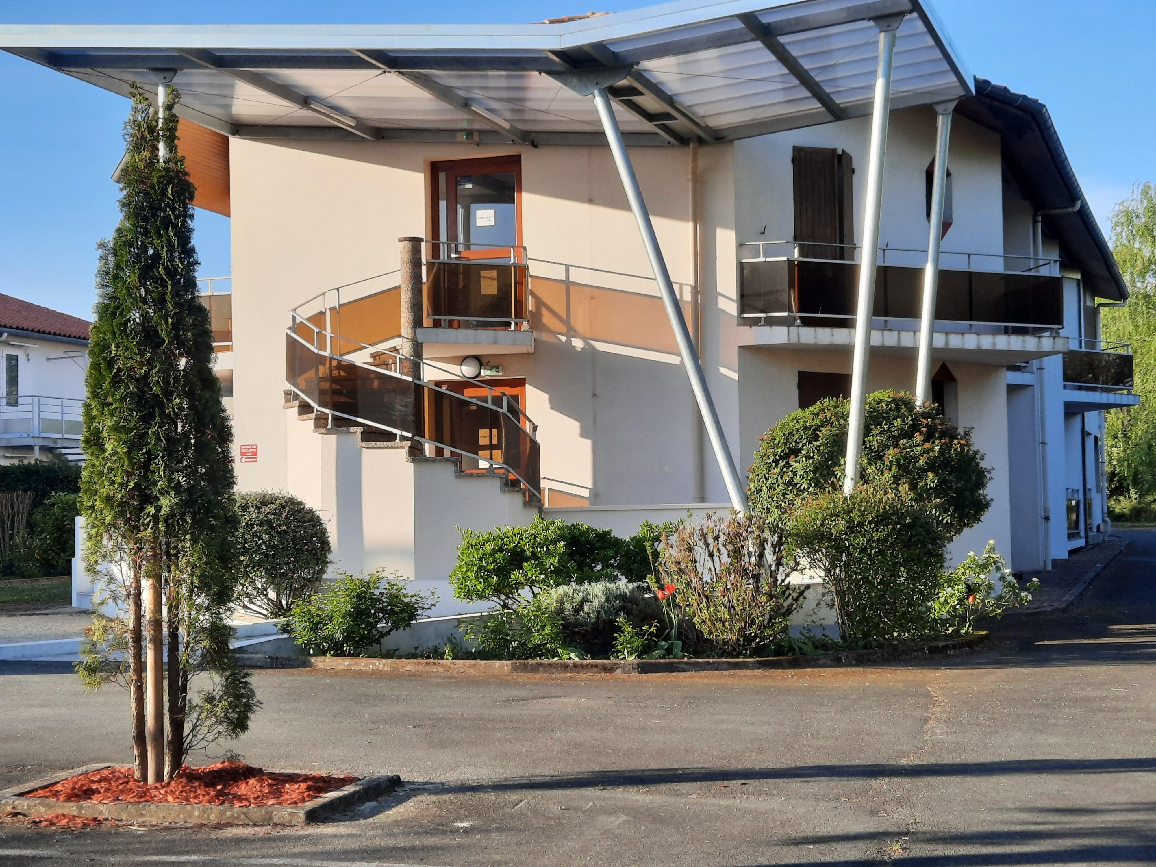 Sure Hotel By Best Western Saintes Ngoại thất bức ảnh